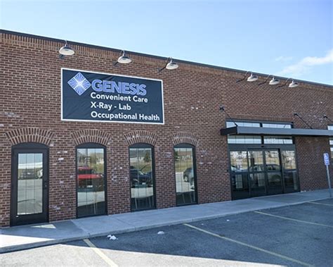 For minor injuries and illnesses that can include: sprains, fevers, colds/flu, minor fractures and lacerations, visit Genesis Convenient Care Walk-In located in Davenport. Genesis Convenient Care Walk-in Clinic, Davenport @ Genesis HealthPlex, Davenport - Genesis Health System 